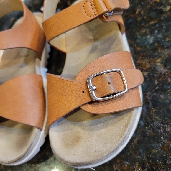 Brown Kids Sandals - Picture 3 of 11